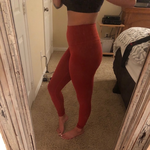lululemon thigh gap leggings